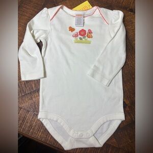 NWT Gymboree 6-12 months Flower Butterfly Bodysuit